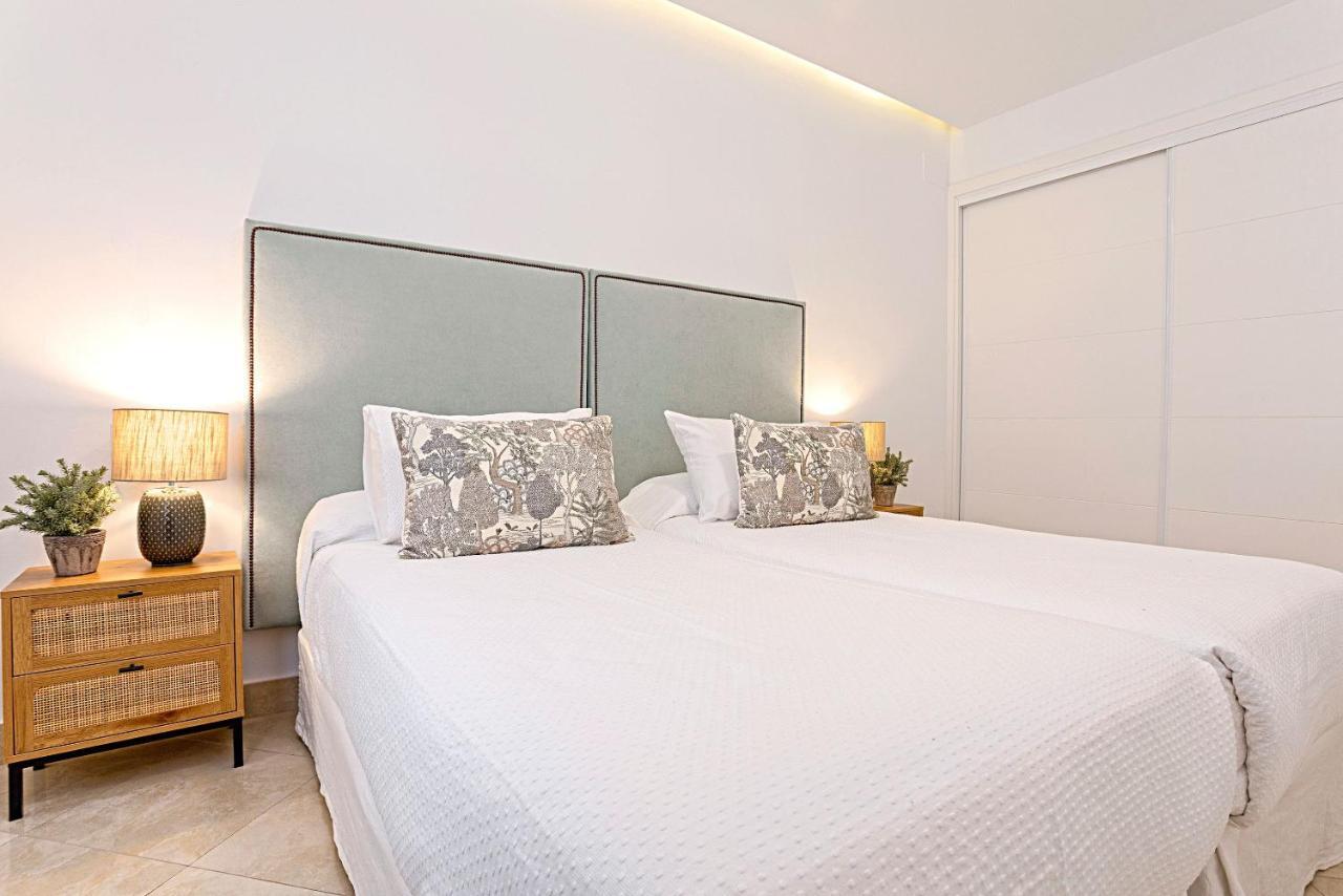 Genteel Home Magdalena เซบีญา ภายนอก รูปภาพ