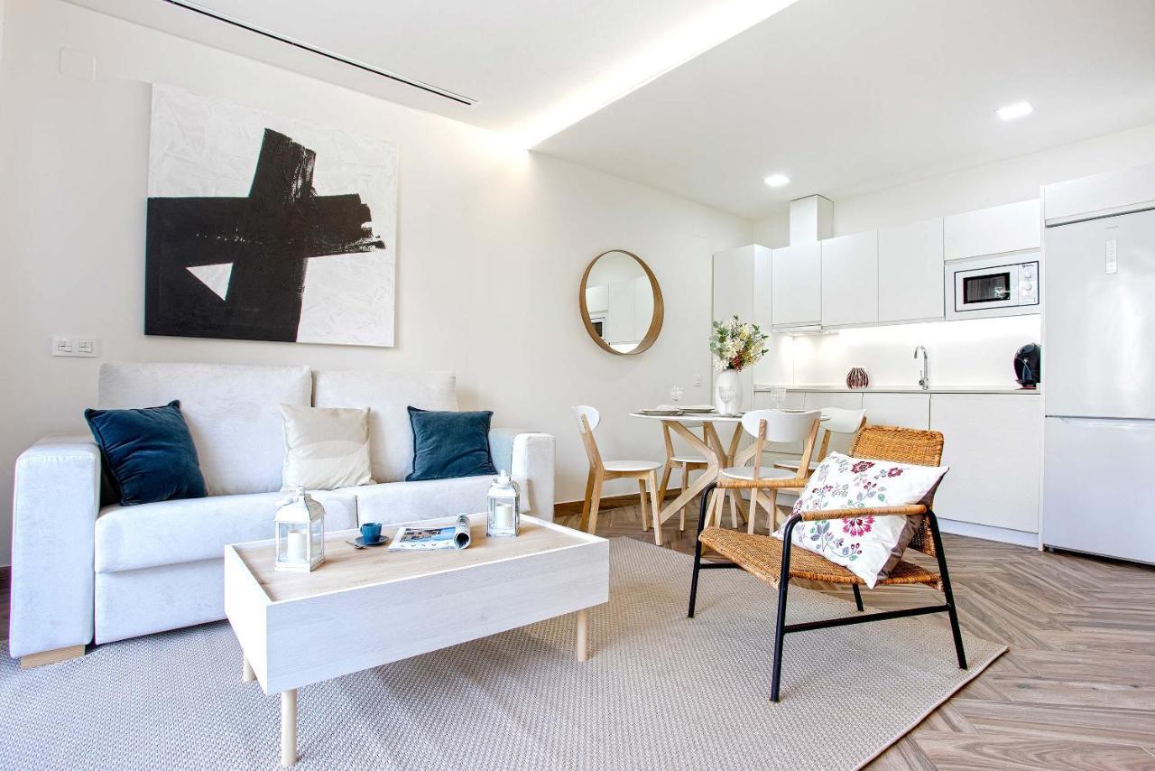 Genteel Home Magdalena เซบีญา ภายนอก รูปภาพ