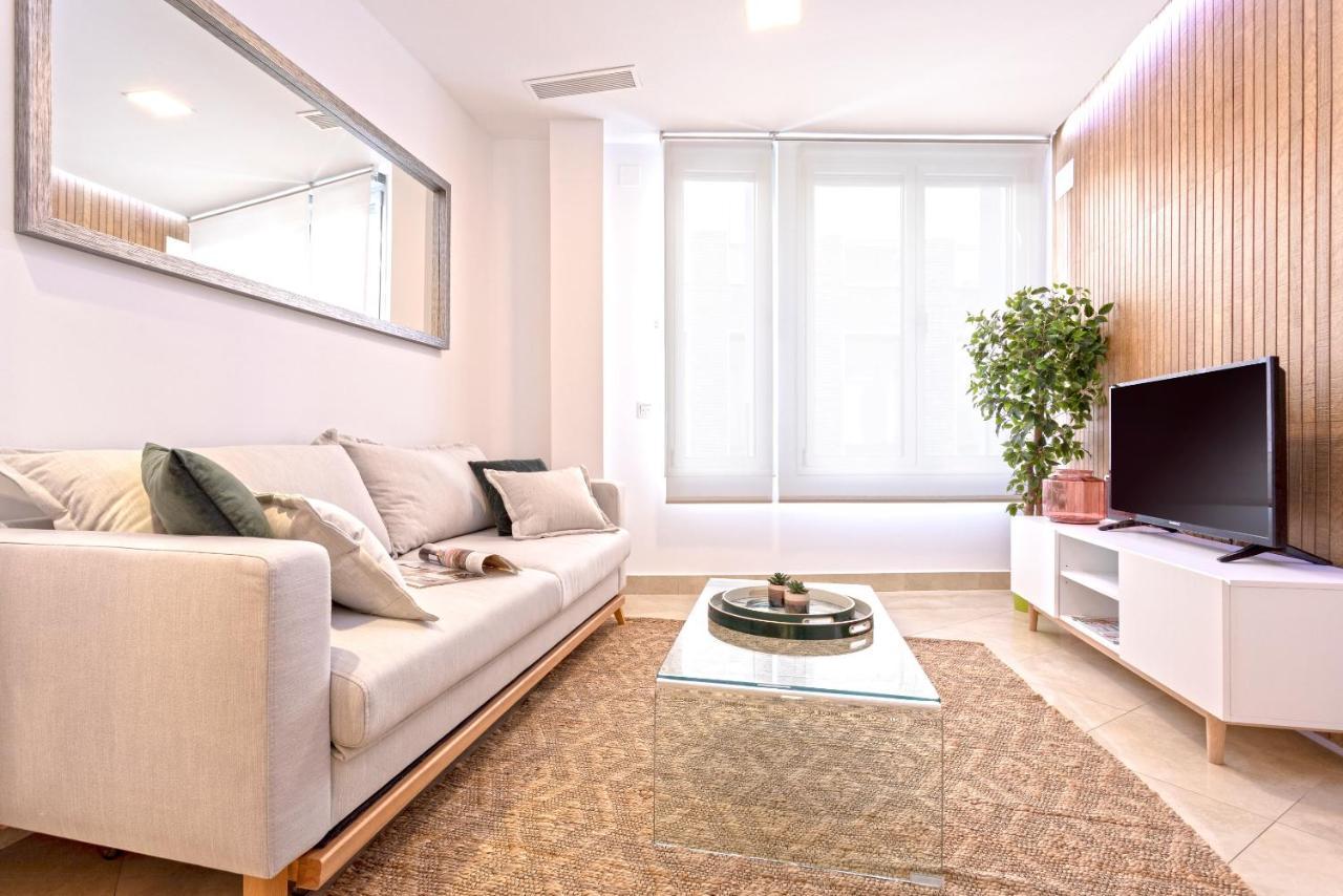 Genteel Home Magdalena เซบีญา ภายนอก รูปภาพ