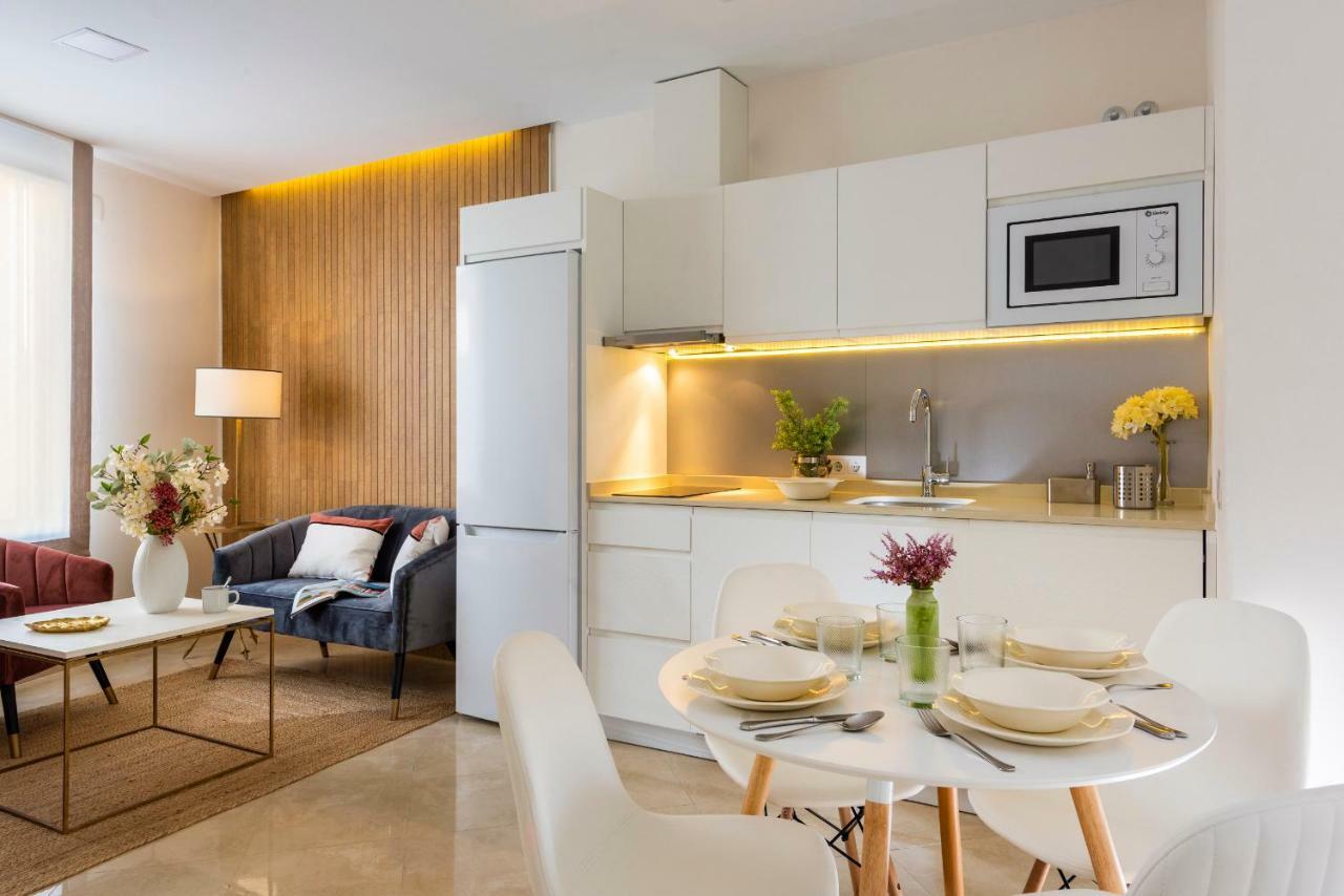 Genteel Home Magdalena เซบีญา ภายนอก รูปภาพ